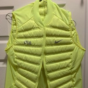 Nike vest